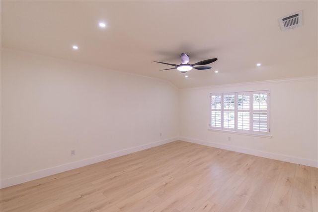 5805 Valley Forge Drive 96, Houston, TX 77057