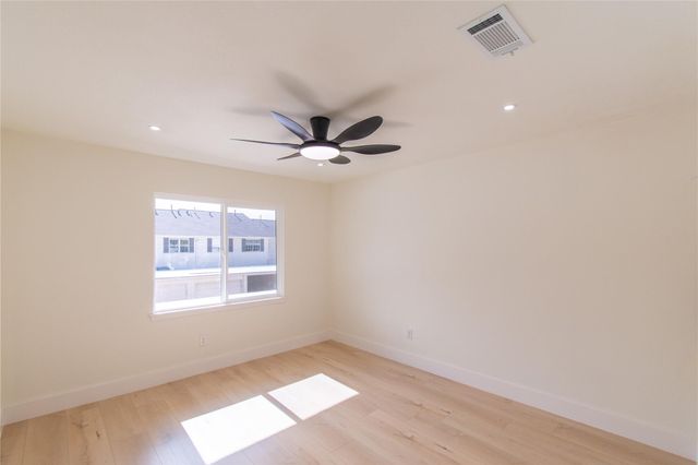 5805 Valley Forge Drive 96, Houston, TX 77057