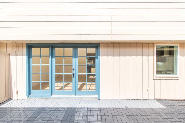 5805 Valley Forge Drive 96, Houston, TX 77057