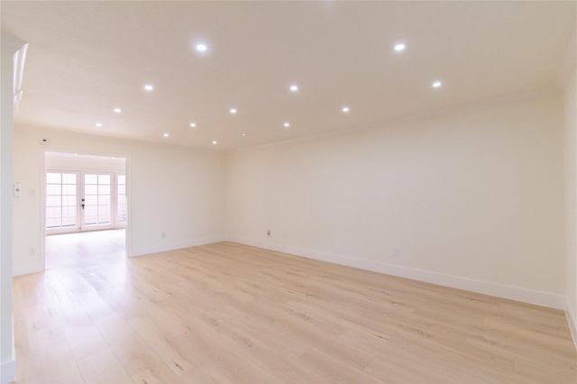 5805 Valley Forge Drive 96, Houston, TX 77057