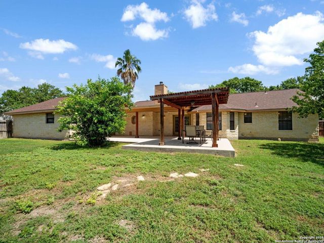1407 32nd, Hondo, TX 78861