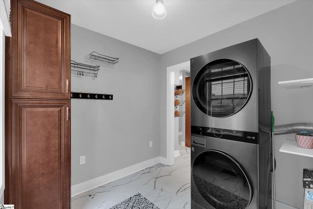 137 S Cleveland Park Drive, Spartanburg, SC 29303