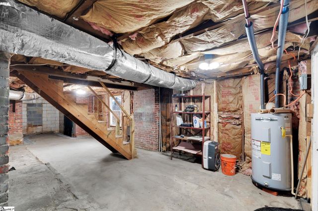 137 S Cleveland Park Drive, Spartanburg, SC 29303