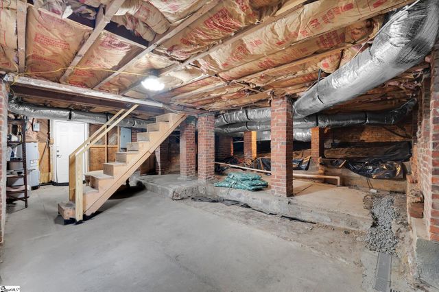 137 S Cleveland Park Drive, Spartanburg, SC 29303