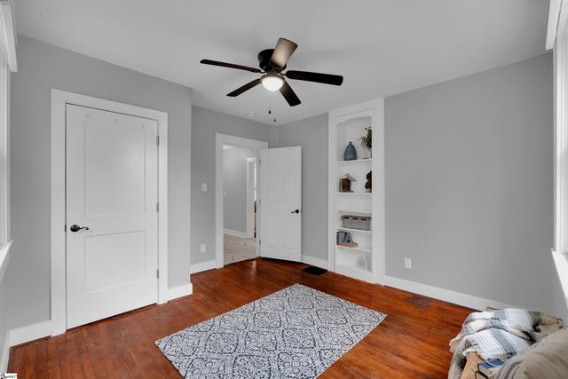 137 S Cleveland Park Drive, Spartanburg, SC 29303