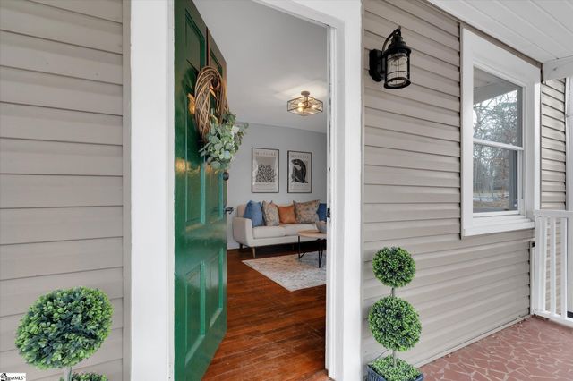 137 S Cleveland Park Drive, Spartanburg, SC 29303