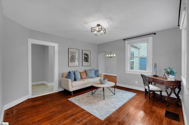 137 S Cleveland Park Drive, Spartanburg, SC 29303