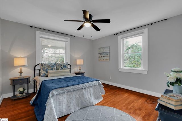 137 S Cleveland Park Drive, Spartanburg, SC 29303