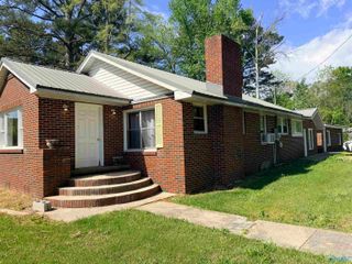 1701 Roosevelt Avenue, Gadsden, AL 35901