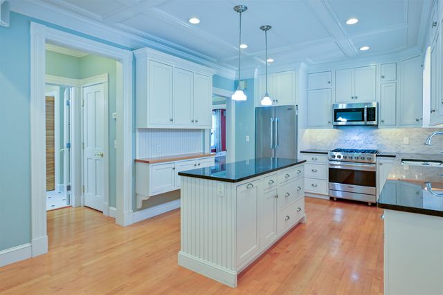 153 Russell Street, Manchester, NH 03104
