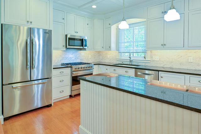 153 Russell Street, Manchester, NH 03104