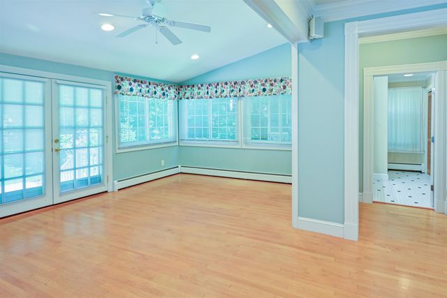 153 Russell Street, Manchester, NH 03104