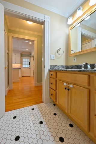 153 Russell Street, Manchester, NH 03104