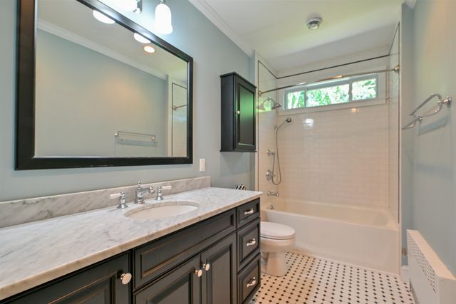 153 Russell Street, Manchester, NH 03104