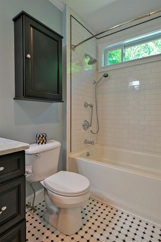 153 Russell Street, Manchester, NH 03104