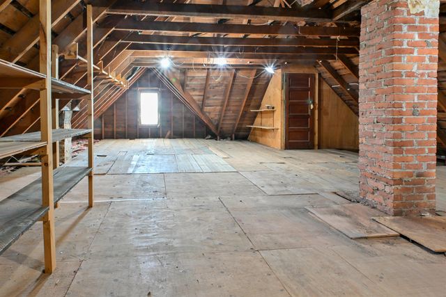 153 Russell Street, Manchester, NH 03104