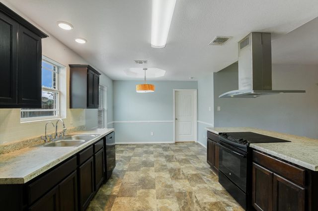 2415 Washington DR, Belton, TX 76513