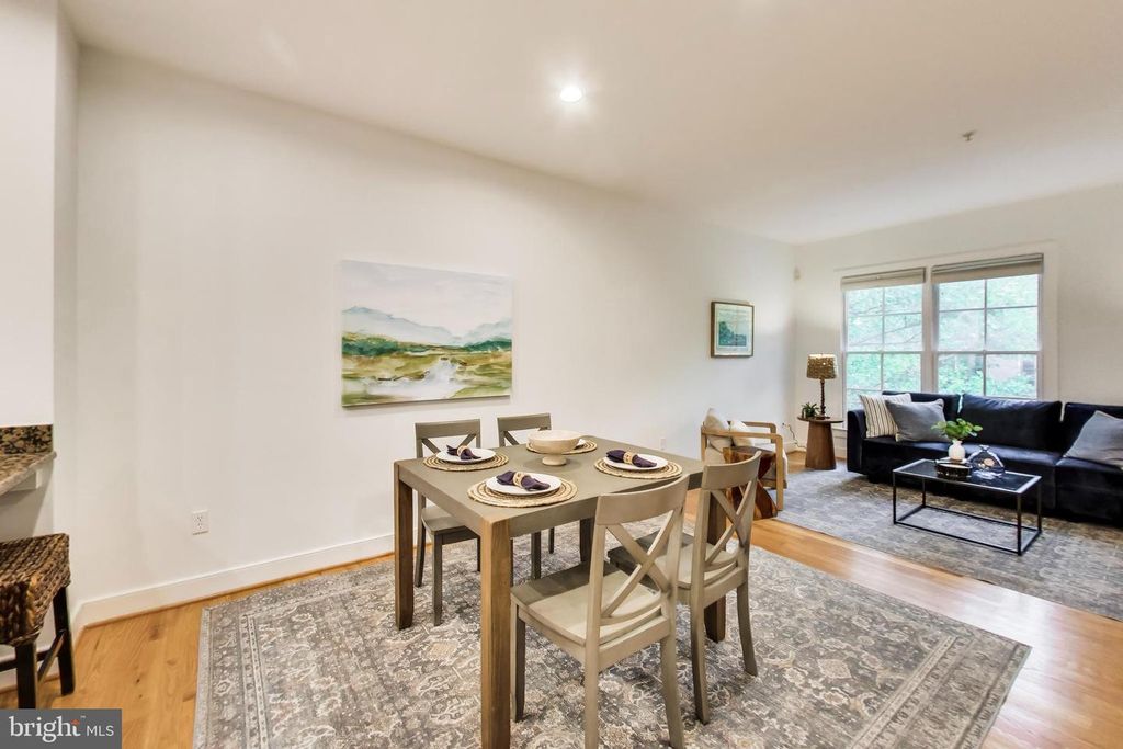 Image 5 of property listing at 4408 LONGFELLOW ST, Hyattsville, MD 20781