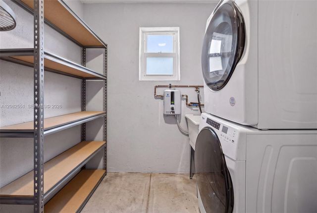 1541 SW 32nd Court, Fort Lauderdale, FL 33315