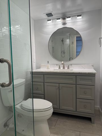 12 Royal Palm Way 2050, Boca Raton, FL 33432