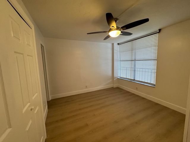 12 Royal Palm Way 2050, Boca Raton, FL 33432