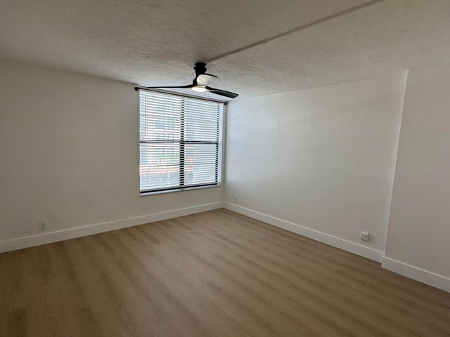 12 Royal Palm Way 2050, Boca Raton, FL 33432