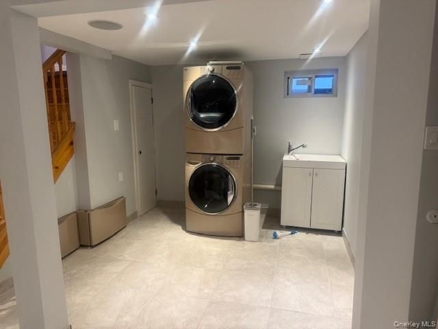 302 Oakford Street, West Hempstead, NY 11552