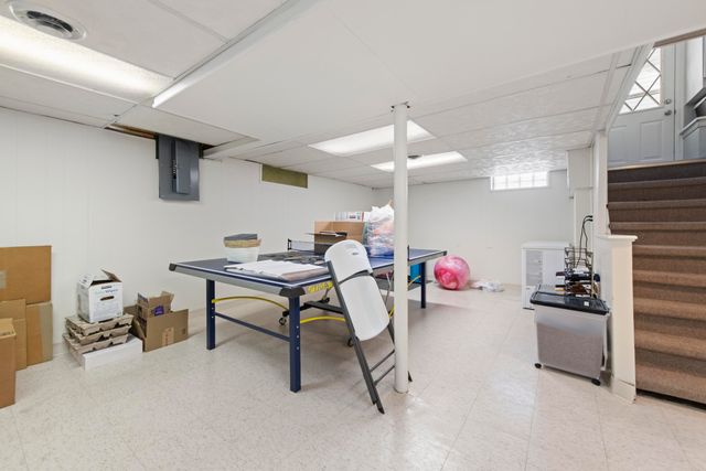 118 E Webster Road, Royal Oak City, MI 48073