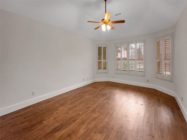 913 Clack Drive, Garland, TX 75044