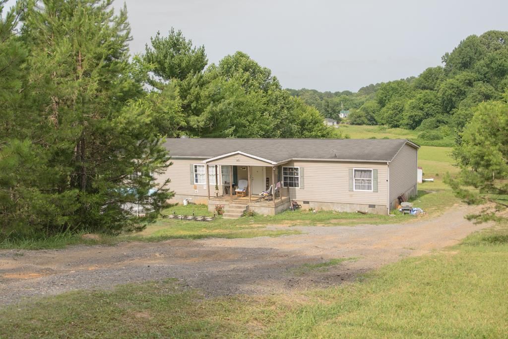 3234 Rauschenberg Road NW, Dalton, GA 30721