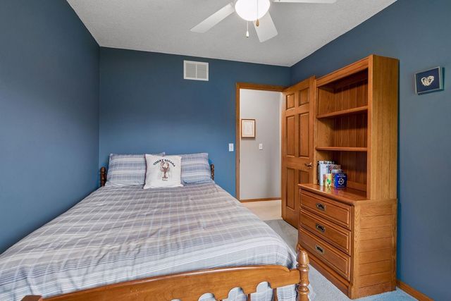 15019 Village Woods Drive, Eden Prairie, MN 55347
