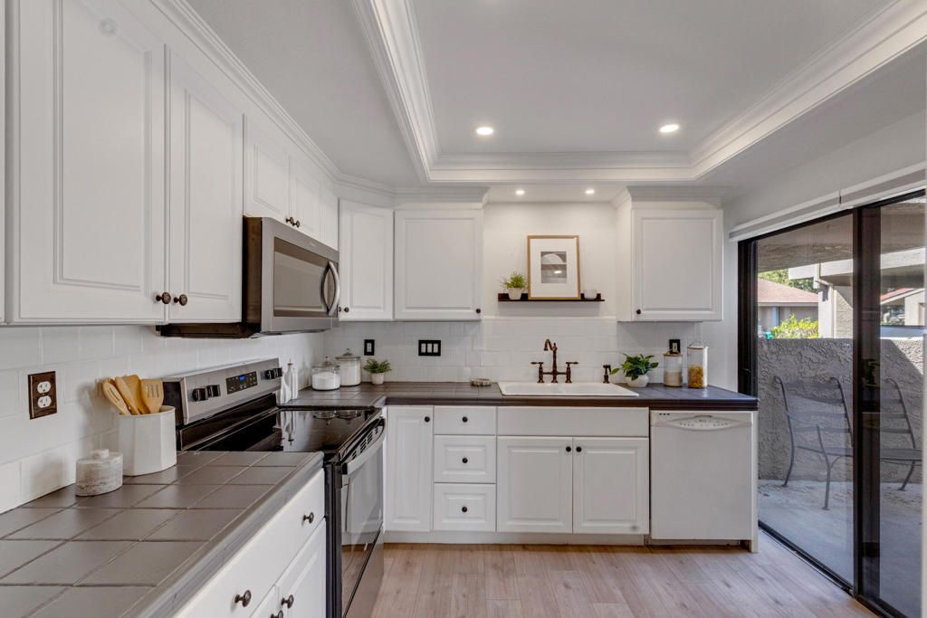 Image 1 of property listing at 48980 Wildwood Lane, Palm Desert, CA 92260