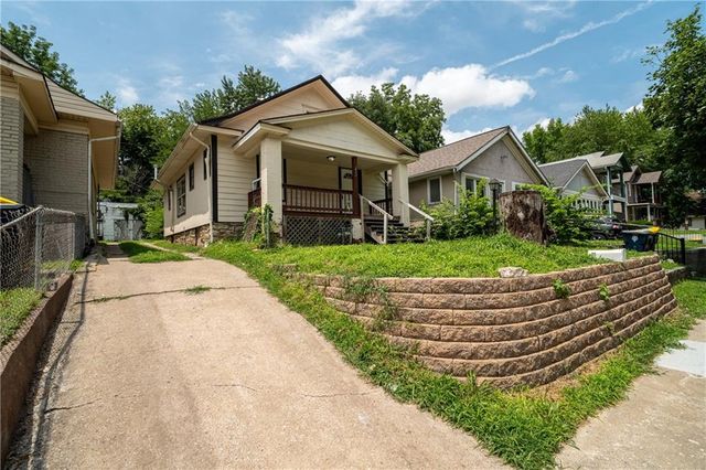 212 N Wheeling Avenue, Kansas City, MO 64123