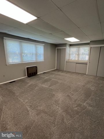 23 PAUL RD, Maple Shade, NJ 08052