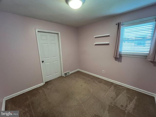 23 PAUL RD, Maple Shade, NJ 08052