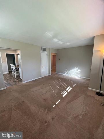 23 PAUL RD, Maple Shade, NJ 08052