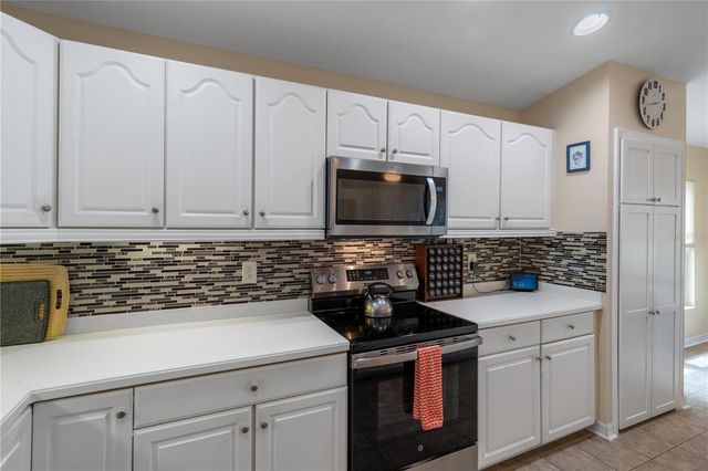 306 BARRINGTON COURT, Spring Hill, FL 34609