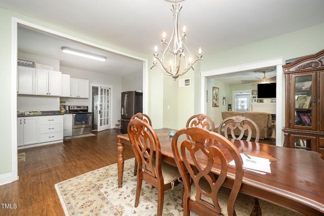 900 Beaman Street, Clinton, NC 28328