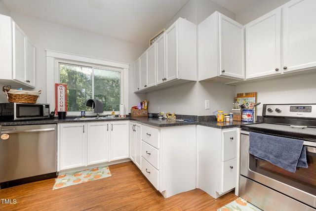 900 Beaman Street, Clinton, NC 28328