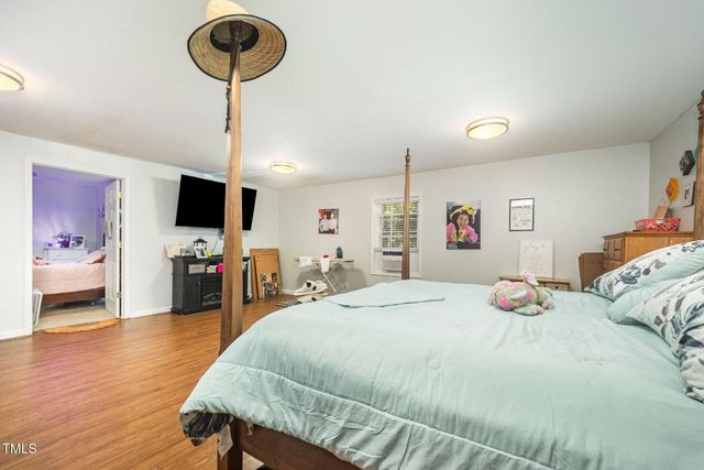900 Beaman Street, Clinton, NC 28328