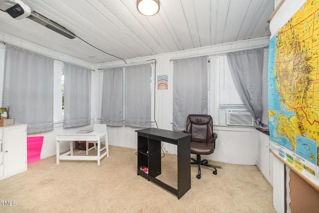 900 Beaman Street, Clinton, NC 28328