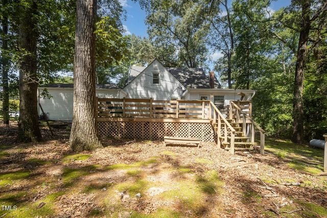 900 Beaman Street, Clinton, NC 28328