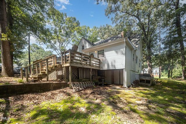 900 Beaman Street, Clinton, NC 28328