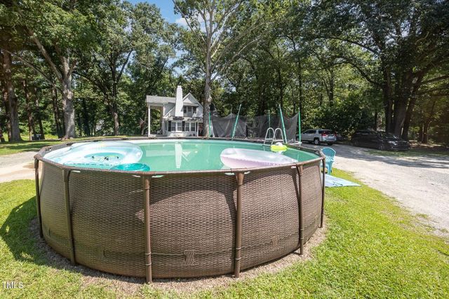 900 Beaman Street, Clinton, NC 28328