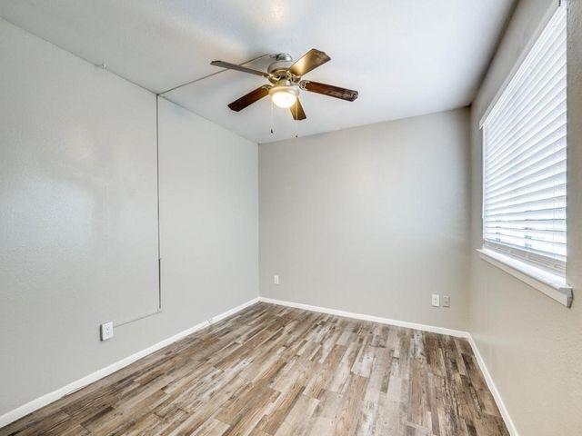 1122 Millview Drive 303, Arlington, TX 76012