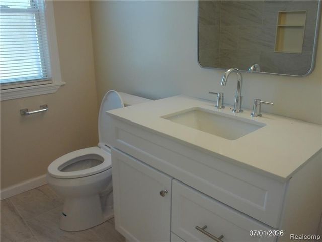 7535 Republic Avenue, Warren, MI 48091