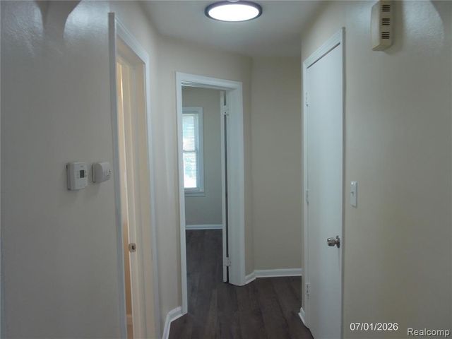 7535 Republic Avenue, Warren, MI 48091
