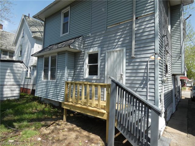 462 E 109th Street, Cleveland, OH 44108