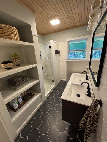 305 Ramble St, Hot Springs, AR 71901