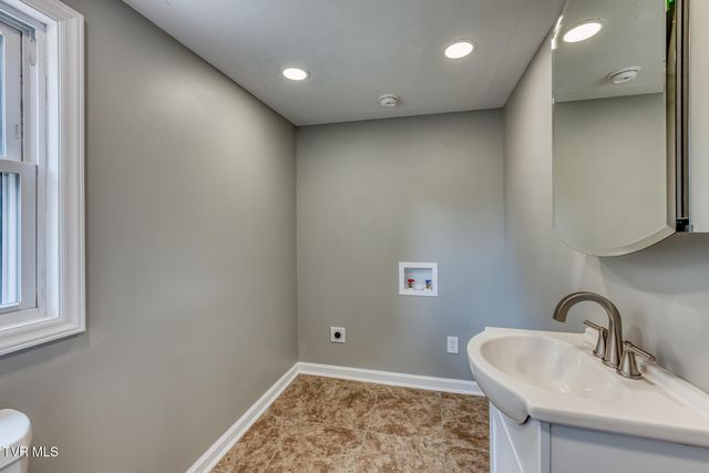 1220 Maryland Avenue, Bristol, TN 37620
